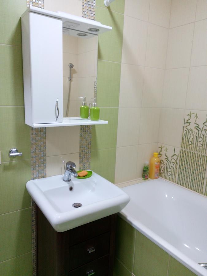Two-Bedroom Apartment In The Center Khmelʼnytsʼkyy المظهر الخارجي الصورة